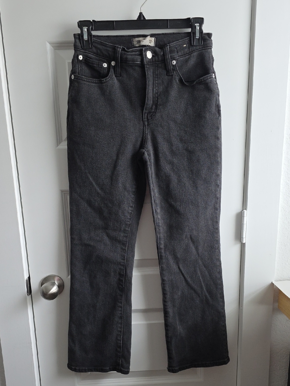 Madewell Mid Rise Kick Out Jeans Washed Black 26 G144
